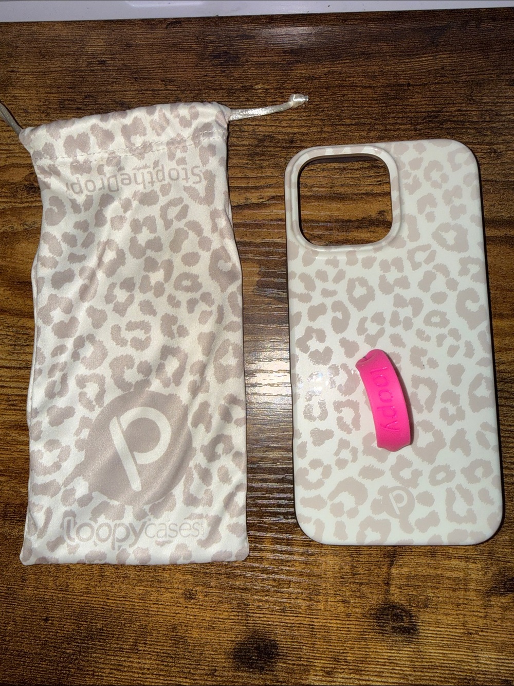 iPhone 16 pro max righty loopy case